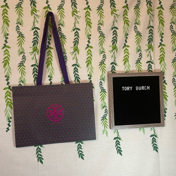 Set of 2 New Tory Burch Gift Bags D2 - Picture 4 of 4